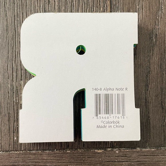 Colorbok Initial “R” Notepad 4 colors - Picture 3 of 3